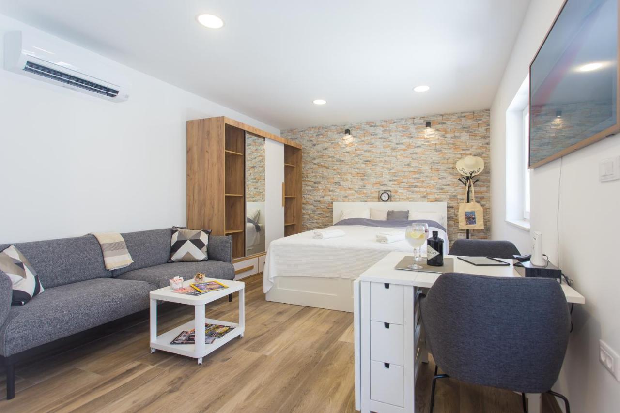 Studio Nomadic Kastela Apartment Luaran gambar