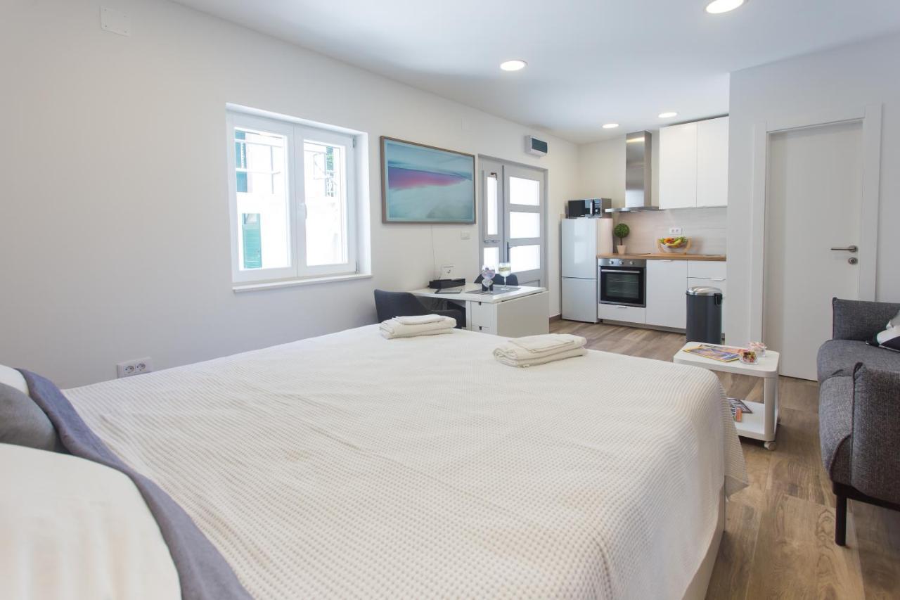 Studio Nomadic Kastela Luaran gambar